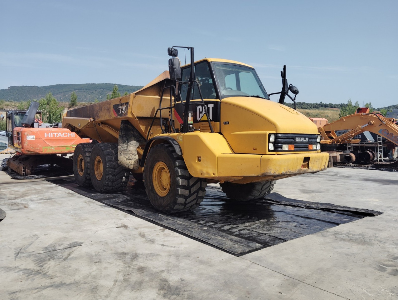 DUMPER ARTICULADO CATERPILLAR 730 - Zglobni istovarivač: slika  DUMPER ARTICULADO CATERPILLAR 730 - Zglobni istovarivač DUMPER ARTICULADO CATERPILLAR 730 - Zglobni istovarivač: slika  DUMPER ARTICULADO CATERPILLAR 730 - Zglobni istovarivač