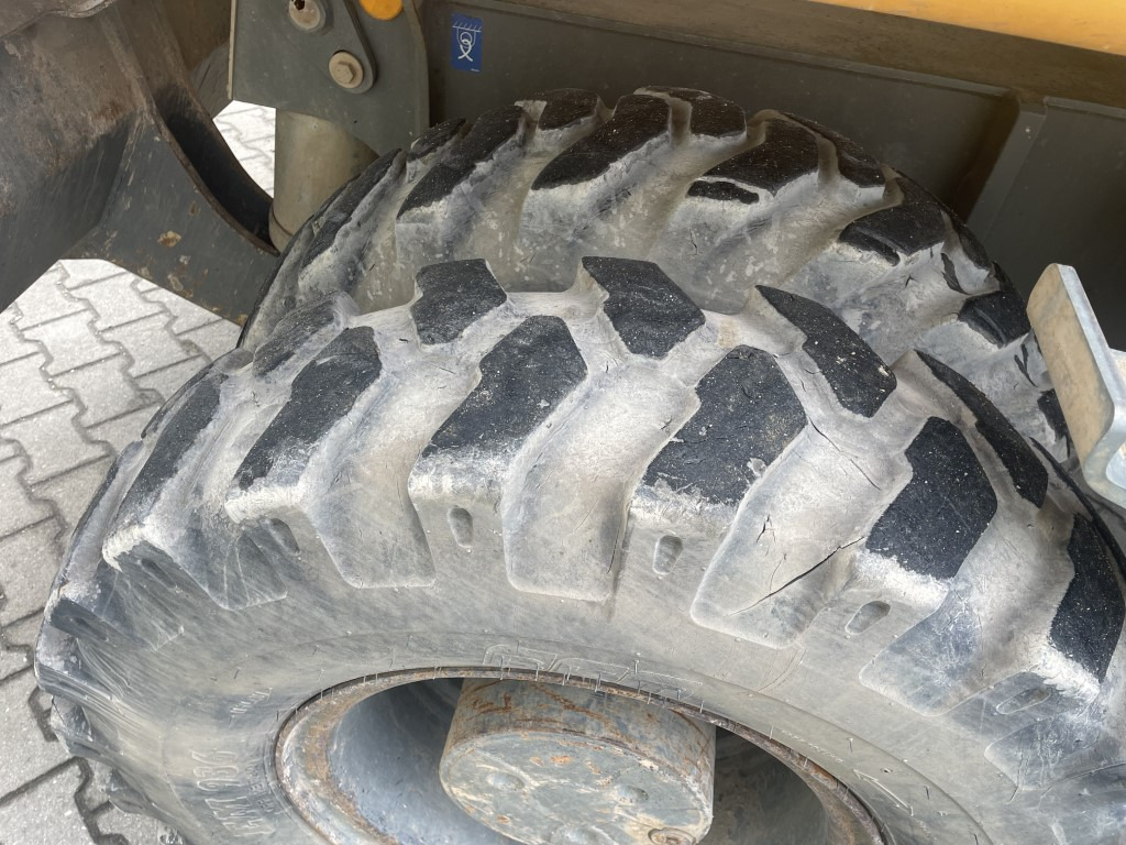 Bager na kotačima LIEBHERR A 918, Likufix SW 48: slika Bager na kotačima LIEBHERR A 918, Likufix SW 48