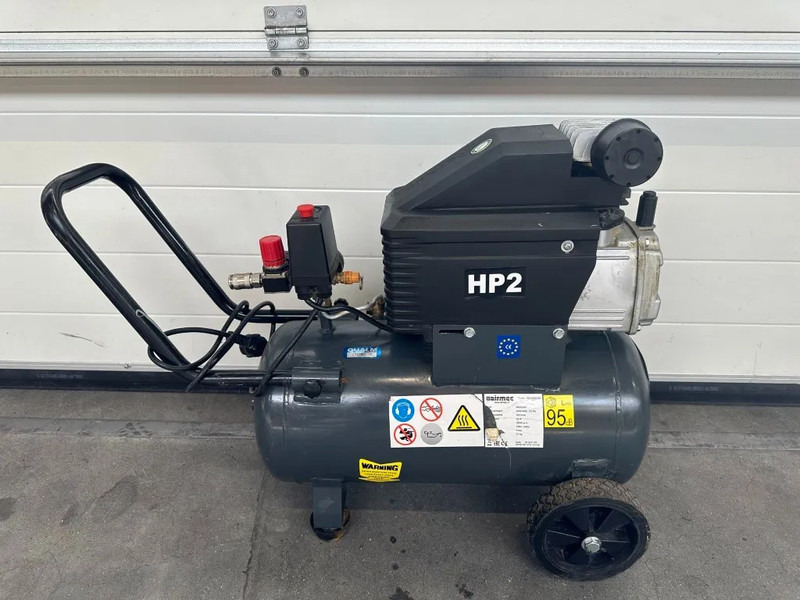 Airmec KA25200 C 2 PK 200 L / min 8 Bar Elektrische Zuigercompressor - Zračni kompresor: slika Airmec KA25200 C 2 PK 200 L / min 8 Bar Elektrische Zuigercompressor - Zračni kompresor Airmec KA25200 C 2 PK 200 L / min 8 Bar Elektrische Zuigercompressor - Zračni kompresor: slika Airmec KA25200 C 2 PK 200 L / min 8 Bar Elektrische Zuigercompressor - Zračni kompresor
