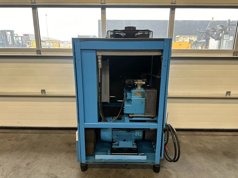 Boge C15F - 15 KW frequentiegeregelde schroefcompressor - Zračni kompresor: slika Boge C15F - 15 KW frequentiegeregelde schroefcompressor - Zračni kompresor Boge C15F - 15 KW frequentiegeregelde schroefcompressor - Zračni kompresor: slika Boge C15F - 15 KW frequentiegeregelde schroefcompressor - Zračni kompresor