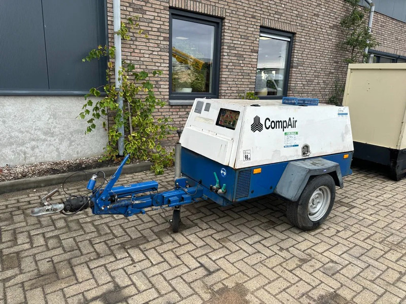 Compair H2180 Deutz 2.1 m3 / min 28 kW 7 Bar Mobiele Diesel Compressor met kenteken - Zračni kompresor: slika Compair H2180 Deutz 2.1 m3 / min 28 kW 7 Bar Mobiele Diesel Compressor met kenteken - Zračni kompresor Compair H2180 Deutz 2.1 m3 / min 28 kW 7 Bar Mobiele Diesel Compressor met kenteken - Zračni kompresor: slika Compair H2180 Deutz 2.1 m3 / min 28 kW 7 Bar Mobiele Diesel Compressor met kenteken - Zračni kompresor