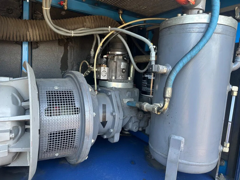 Compair L50 - 10A 45 kW 7.55 m3 / min 10 Bar Elektrische Schroefcompressor - Zračni kompresor: slika Compair L50 - 10A 45 kW 7.55 m3 / min 10 Bar Elektrische Schroefcompressor - Zračni kompresor Compair L50 - 10A 45 kW 7.55 m3 / min 10 Bar Elektrische Schroefcompressor - Zračni kompresor: slika Compair L50 - 10A 45 kW 7.55 m3 / min 10 Bar Elektrische Schroefcompressor - Zračni kompresor