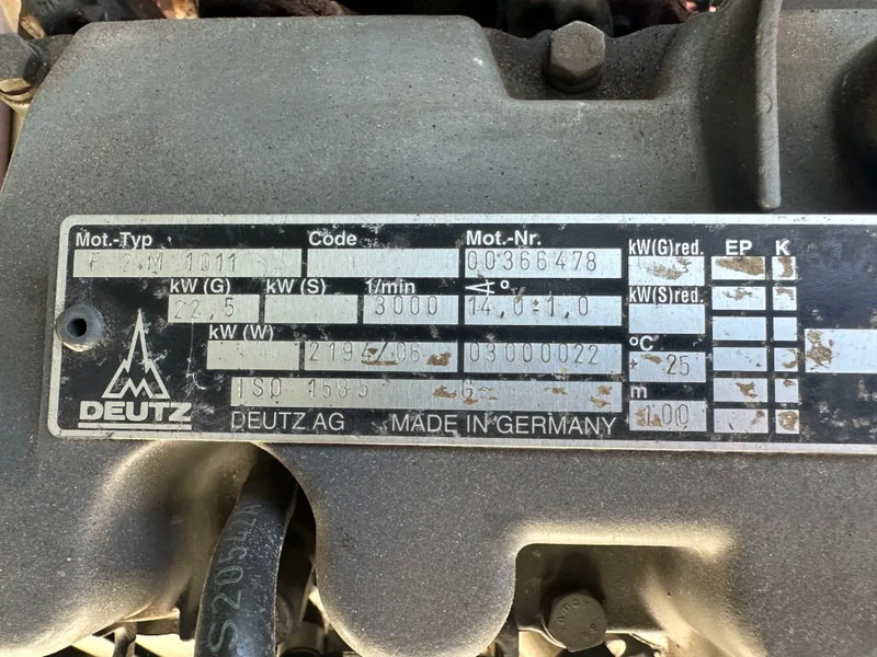 Deutz F2M 1011 Mobiele Diesel Compressor 2.5 m3 / min 22 kW 7 Bar Aanhanger - Zračni kompresor: slika Deutz F2M 1011 Mobiele Diesel Compressor 2.5 m3 / min 22 kW 7 Bar Aanhanger - Zračni kompresor Deutz F2M 1011 Mobiele Diesel Compressor 2.5 m3 / min 22 kW 7 Bar Aanhanger - Zračni kompresor: slika Deutz F2M 1011 Mobiele Diesel Compressor 2.5 m3 / min 22 kW 7 Bar Aanhanger - Zračni kompresor