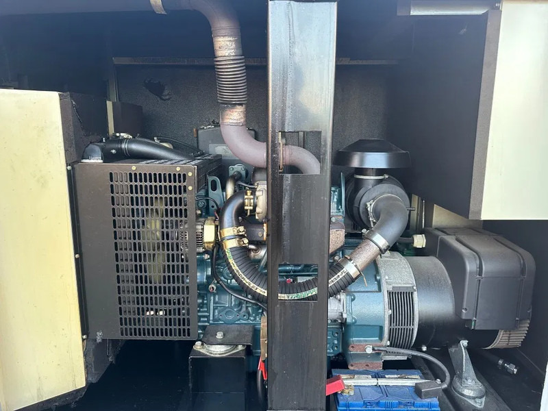Generatorski set Europower EPUS44TDE Kubota Leroy Somer 44 kVA Supersilent Rental generatorset: slika Generatorski set Europower EPUS44TDE Kubota Leroy Somer 44 kVA Supersilent Rental generatorset