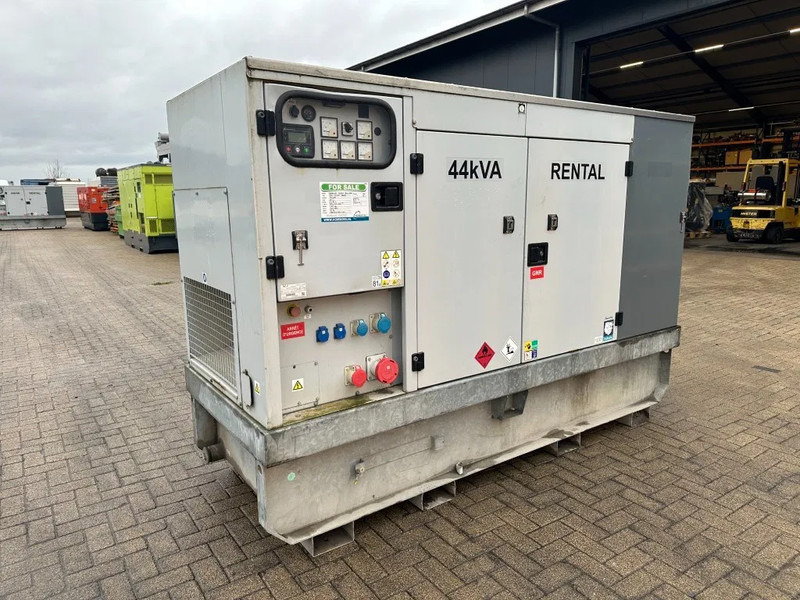 Europower EPUS44TDE Kubota leroy Somer 44 kVA Supersilent Rental generatorset - Generatorski set: slika Europower EPUS44TDE Kubota leroy Somer 44 kVA Supersilent Rental generatorset - Generatorski set Europower EPUS44TDE Kubota leroy Somer 44 kVA Supersilent Rental generatorset - Generatorski set: slika Europower EPUS44TDE Kubota leroy Somer 44 kVA Supersilent Rental generatorset - Generatorski set