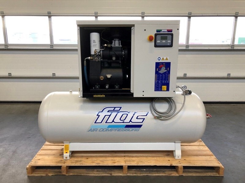 Fiac New Silver 15 / 500 Silent 11 kW 1430 L / min Elektrische Schroefcompressor met ketel - Zračni kompresor: slika Fiac New Silver 15 / 500 Silent 11 kW 1430 L / min Elektrische Schroefcompressor met ketel - Zračni kompresor Fiac New Silver 15 / 500 Silent 11 kW 1430 L / min Elektrische Schroefcompressor met ketel - Zračni kompresor: slika Fiac New Silver 15 / 500 Silent 11 kW 1430 L / min Elektrische Schroefcompressor met ketel - Zračni kompresor