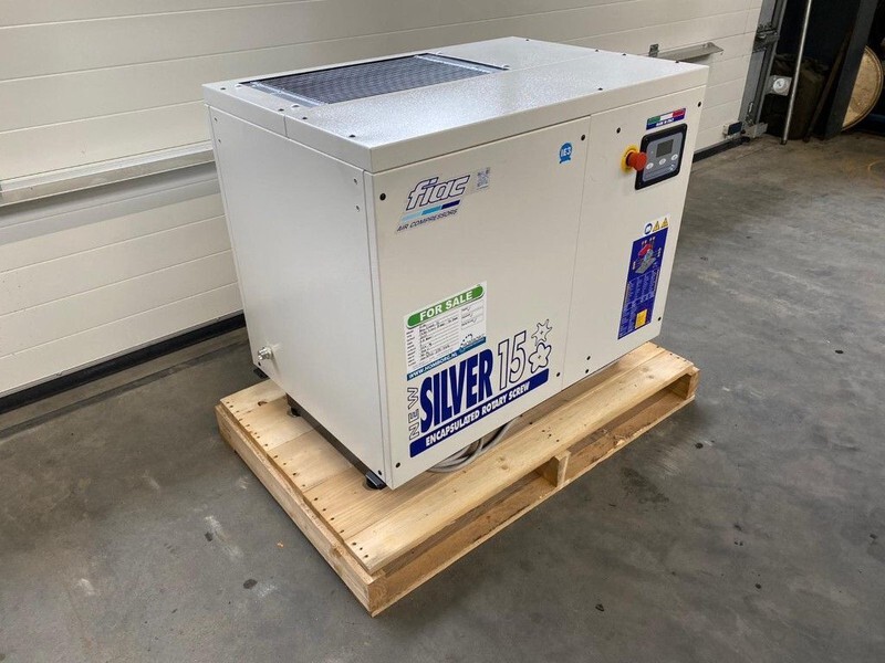 Fiac NewSilver 15 1430 L / min 11 kW 10 Bar Elektrische Schroefcompressor Nieuw ! - Zračni kompresor: slika Fiac NewSilver 15 1430 L / min 11 kW 10 Bar Elektrische Schroefcompressor Nieuw ! - Zračni kompresor Fiac NewSilver 15 1430 L / min 11 kW 10 Bar Elektrische Schroefcompressor Nieuw ! - Zračni kompresor: slika Fiac NewSilver 15 1430 L / min 11 kW 10 Bar Elektrische Schroefcompressor Nieuw ! - Zračni kompresor