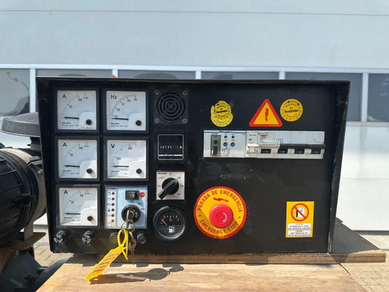 Himoinsa Iveco FPT NEF 45 Stamford 60 kVA noodstroom generatorset - Generatorski set: slika Himoinsa Iveco FPT NEF 45 Stamford 60 kVA noodstroom generatorset - Generatorski set Himoinsa Iveco FPT NEF 45 Stamford 60 kVA noodstroom generatorset - Generatorski set: slika Himoinsa Iveco FPT NEF 45 Stamford 60 kVA noodstroom generatorset - Generatorski set