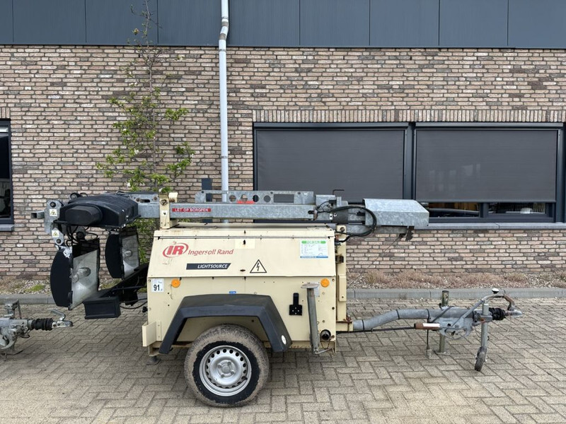 Ingersoll Rand LT6K Kubota 6 kVA Mobiele Lichtmast Aggregaat Light Tower - Rasvjetni stup: slika Ingersoll Rand LT6K Kubota 6 kVA Mobiele Lichtmast Aggregaat Light Tower - Rasvjetni stup Ingersoll Rand LT6K Kubota 6 kVA Mobiele Lichtmast Aggregaat Light Tower - Rasvjetni stup: slika Ingersoll Rand LT6K Kubota 6 kVA Mobiele Lichtmast Aggregaat Light Tower - Rasvjetni stup