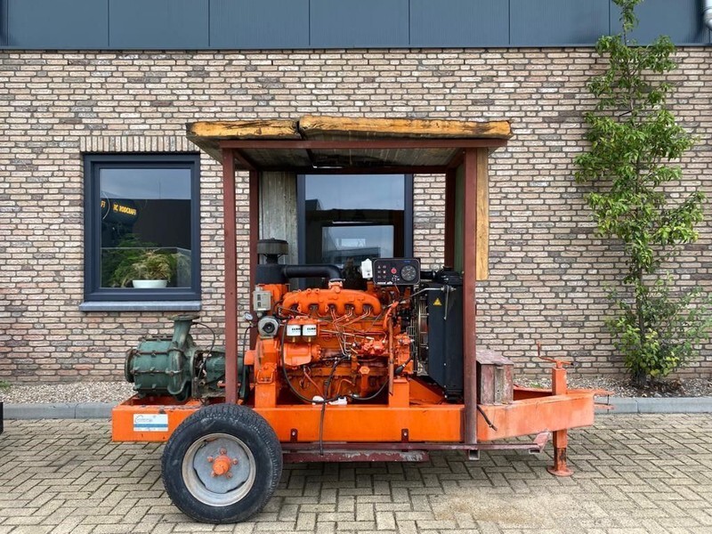 Iveco 8061 I 25.05 waterpomp set 144 m3 / h 12 Bar mobiele Beregening pompset - Pumpa za vodu: slika Iveco 8061 I 25.05 waterpomp set 144 m3 / h 12 Bar mobiele Beregening pompset - Pumpa za vodu Iveco 8061 I 25.05 waterpomp set 144 m3 / h 12 Bar mobiele Beregening pompset - Pumpa za vodu: slika Iveco 8061 I 25.05 waterpomp set 144 m3 / h 12 Bar mobiele Beregening pompset - Pumpa za vodu