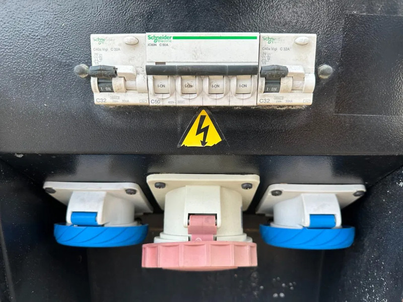 Generatorski set Iveco FPT F32 AM1A Leroy Somer 32 kVA Silent generatorset 667 hours !: slika Generatorski set Iveco FPT F32 AM1A Leroy Somer 32 kVA Silent generatorset 667 hours !