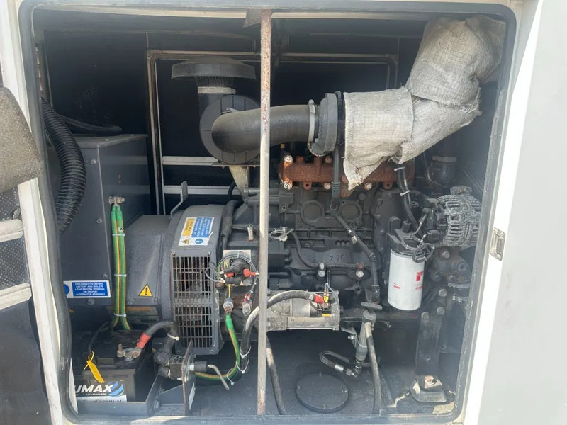 Iveco FPT NEF45 SM1A.A004 Stamford 60 kVA Silent Rental generatorset - Generatorski set: slika Iveco FPT NEF45 SM1A.A004 Stamford 60 kVA Silent Rental generatorset - Generatorski set Iveco FPT NEF45 SM1A.A004 Stamford 60 kVA Silent Rental generatorset - Generatorski set: slika Iveco FPT NEF45 SM1A.A004 Stamford 60 kVA Silent Rental generatorset - Generatorski set