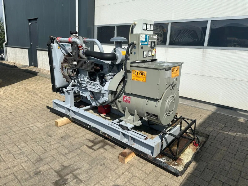Iveco GE 8061 SRI 25.05 Leroy Somer 125 kVA generatorset - Generatorski set: slika Iveco GE 8061 SRI 25.05 Leroy Somer 125 kVA generatorset - Generatorski set Iveco GE 8061 SRI 25.05 Leroy Somer 125 kVA generatorset - Generatorski set: slika Iveco GE 8061 SRI 25.05 Leroy Somer 125 kVA generatorset - Generatorski set