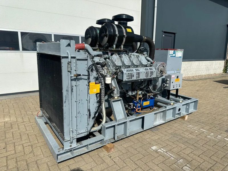 Iveco GE 8281 SRI27 00A71 Mecc Alte Spa 450 kVA generatorset ex Emergency 160 hours - Generatorski set: slika Iveco GE 8281 SRI27 00A71 Mecc Alte Spa 450 kVA generatorset ex Emergency 160 hours - Generatorski set Iveco GE 8281 SRI27 00A71 Mecc Alte Spa 450 kVA generatorset ex Emergency 160 hours - Generatorski set: slika Iveco GE 8281 SRI27 00A71 Mecc Alte Spa 450 kVA generatorset ex Emergency 160 hours - Generatorski set