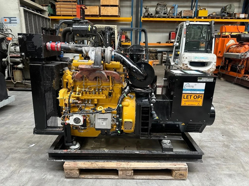 John Deere 4045 HFG 82 Stamford 71.5 kVA Marine generatorset - Generatorski set: slika John Deere 4045 HFG 82 Stamford 71.5 kVA Marine generatorset - Generatorski set John Deere 4045 HFG 82 Stamford 71.5 kVA Marine generatorset - Generatorski set: slika John Deere 4045 HFG 82 Stamford 71.5 kVA Marine generatorset - Generatorski set