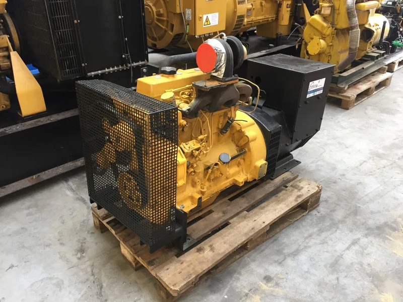 John Deere 4045 TFU 70 Stamford 65 kVA generatorset - Generatorski set: slika John Deere 4045 TFU 70 Stamford 65 kVA generatorset - Generatorski set John Deere 4045 TFU 70 Stamford 65 kVA generatorset - Generatorski set: slika John Deere 4045 TFU 70 Stamford 65 kVA generatorset - Generatorski set