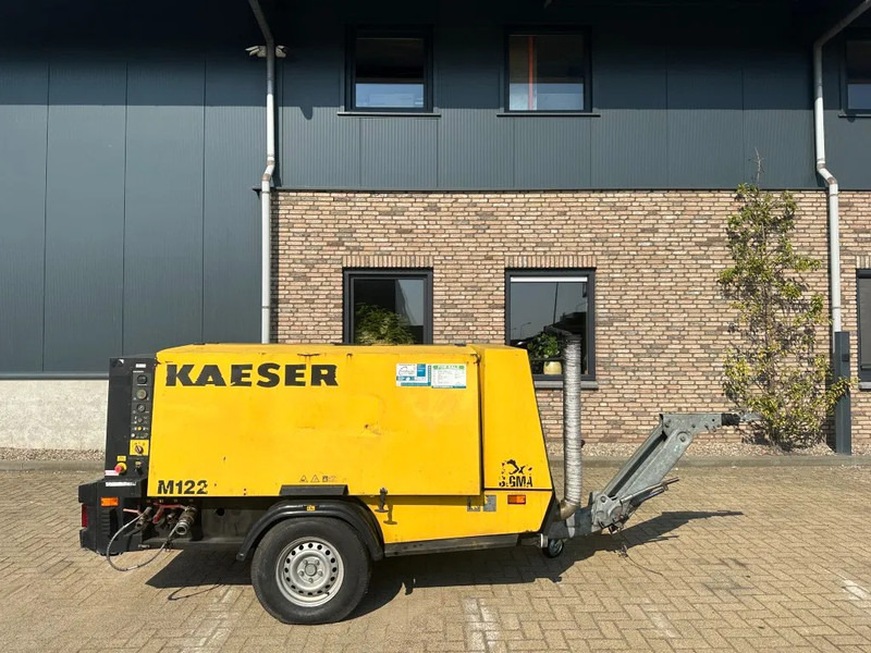 Kaeser M122 Deutz 11.1 m3 / min 10 Bar 83 kW Mobiele Diesel Compressor - Zračni kompresor: slika Kaeser M122 Deutz 11.1 m3 / min 10 Bar 83 kW Mobiele Diesel Compressor - Zračni kompresor Kaeser M122 Deutz 11.1 m3 / min 10 Bar 83 kW Mobiele Diesel Compressor - Zračni kompresor: slika Kaeser M122 Deutz 11.1 m3 / min 10 Bar 83 kW Mobiele Diesel Compressor - Zračni kompresor
