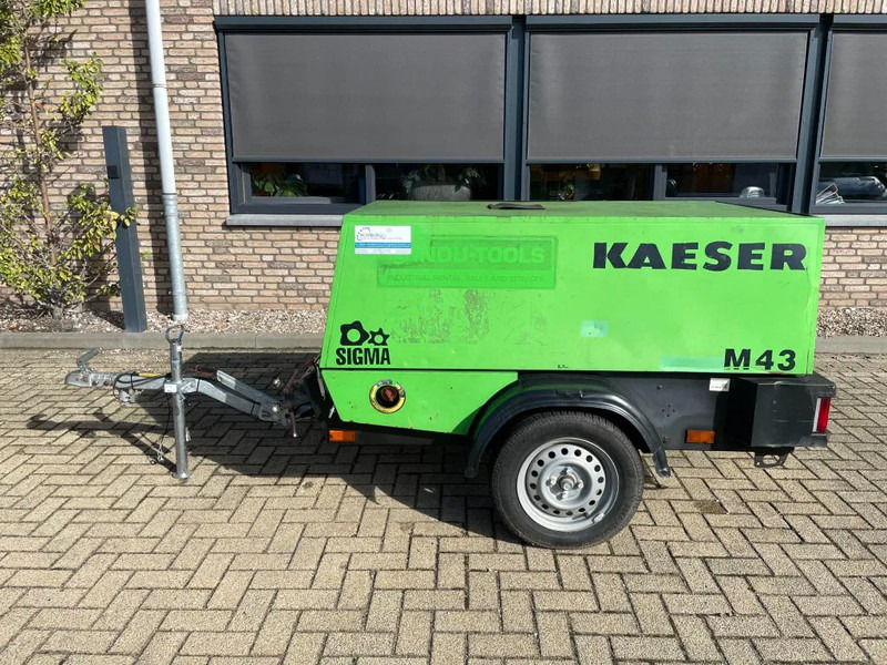 Kaeser M43 Kubota 4,2 m3 / min 7 Bar 30 kW Mobiele Silent Diesel Compressor - Zračni kompresor: slika Kaeser M43 Kubota 4,2 m3 / min 7 Bar 30 kW Mobiele Silent Diesel Compressor - Zračni kompresor Kaeser M43 Kubota 4,2 m3 / min 7 Bar 30 kW Mobiele Silent Diesel Compressor - Zračni kompresor: slika Kaeser M43 Kubota 4,2 m3 / min 7 Bar 30 kW Mobiele Silent Diesel Compressor - Zračni kompresor