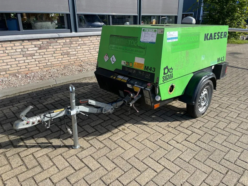Kaeser M43 Kubota 4,2 m3 / min 7 Bar 30 kW Mobiele Silent Diesel Compressor - Zračni kompresor: slika Kaeser M43 Kubota 4,2 m3 / min 7 Bar 30 kW Mobiele Silent Diesel Compressor - Zračni kompresor Kaeser M43 Kubota 4,2 m3 / min 7 Bar 30 kW Mobiele Silent Diesel Compressor - Zračni kompresor: slika Kaeser M43 Kubota 4,2 m3 / min 7 Bar 30 kW Mobiele Silent Diesel Compressor - Zračni kompresor