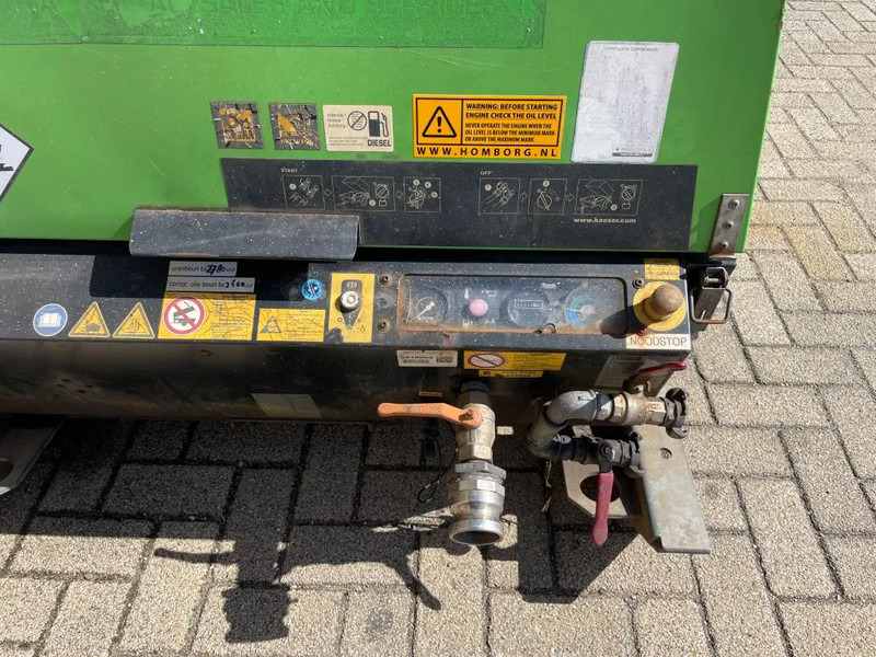 Kaeser M43 Kubota 4,2 m3 / min 7 Bar 30 kW Silent Diesel Compressor - Zračni kompresor: slika Kaeser M43 Kubota 4,2 m3 / min 7 Bar 30 kW Silent Diesel Compressor - Zračni kompresor Kaeser M43 Kubota 4,2 m3 / min 7 Bar 30 kW Silent Diesel Compressor - Zračni kompresor: slika Kaeser M43 Kubota 4,2 m3 / min 7 Bar 30 kW Silent Diesel Compressor - Zračni kompresor