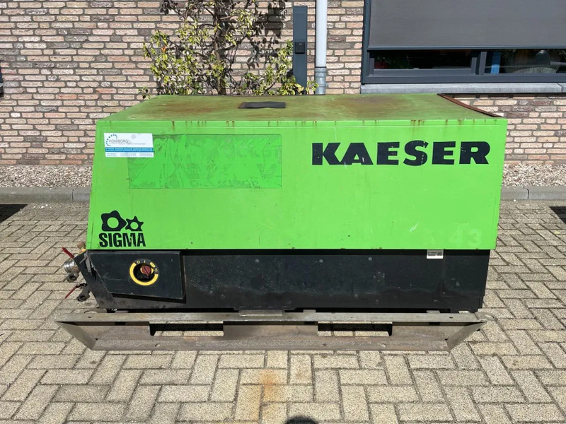 Kaeser M43 Kubota 4,2 m3 / min 7 Bar 30 kW Silent Diesel Compressor - Zračni kompresor: slika Kaeser M43 Kubota 4,2 m3 / min 7 Bar 30 kW Silent Diesel Compressor - Zračni kompresor Kaeser M43 Kubota 4,2 m3 / min 7 Bar 30 kW Silent Diesel Compressor - Zračni kompresor: slika Kaeser M43 Kubota 4,2 m3 / min 7 Bar 30 kW Silent Diesel Compressor - Zračni kompresor