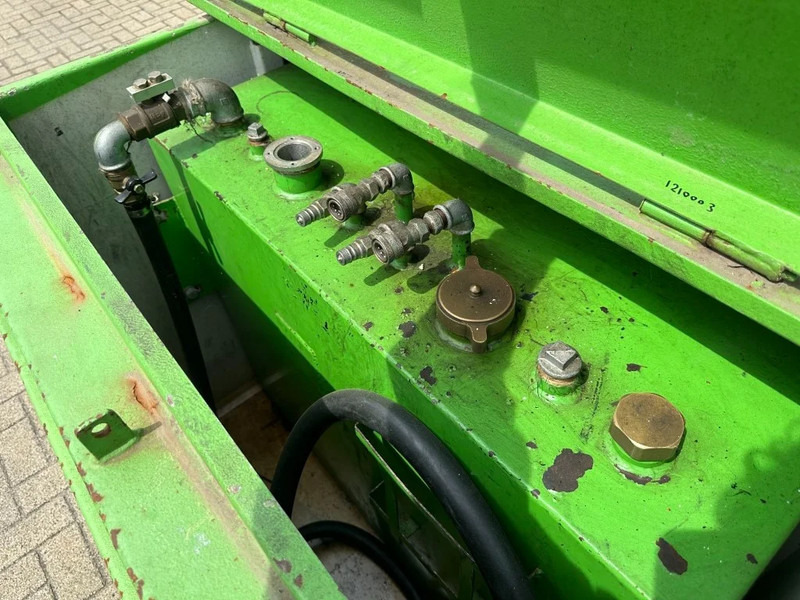 Cisterna za skladištenje Kiwa IBC Steenbergen 750 liter Dieseltank: slika Cisterna za skladištenje Kiwa IBC Steenbergen 750 liter Dieseltank