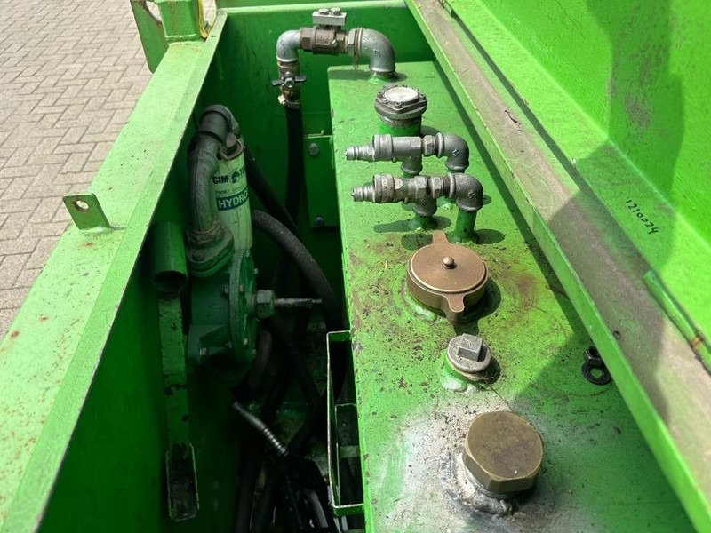 Cisterna za skladištenje Kiwa IBC Steenbergen 750 liter Dieseltank met handpomp: slika Cisterna za skladištenje Kiwa IBC Steenbergen 750 liter Dieseltank met handpomp