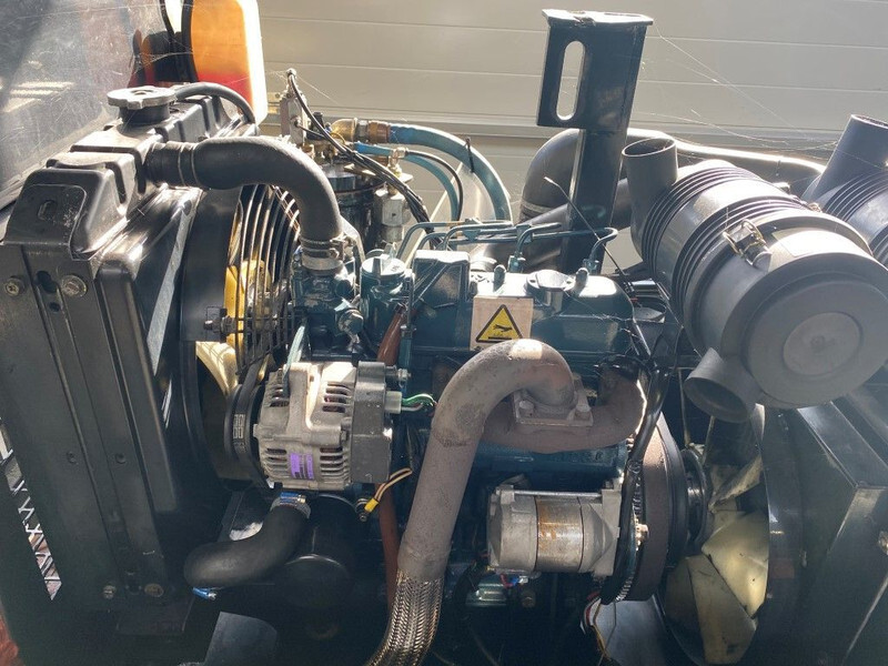 Zračni kompresor Kubota D1105 Sullair 15.5 kW 7 bar diesel schroefcompressor met nakoeler: slika Zračni kompresor Kubota D1105 Sullair 15.5 kW 7 bar diesel schroefcompressor met nakoeler