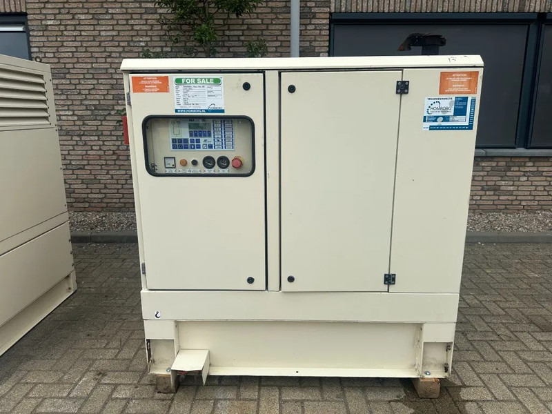 Lombardini LDW 702 Mecc Alte Spa 5 kVA Supersilent noodstroom generatorset as New ! - Generatorski set: slika Lombardini LDW 702 Mecc Alte Spa 5 kVA Supersilent noodstroom generatorset as New ! - Generatorski set Lombardini LDW 702 Mecc Alte Spa 5 kVA Supersilent noodstroom generatorset as New ! - Generatorski set: slika Lombardini LDW 702 Mecc Alte Spa 5 kVA Supersilent noodstroom generatorset as New ! - Generatorski set