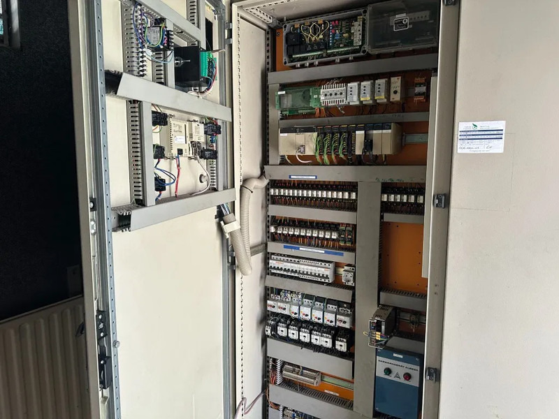 MAN Stamford 275 kVA Silent Gas generatorset in container - Generatorski set: slika MAN Stamford 275 kVA Silent Gas generatorset in container - Generatorski set MAN Stamford 275 kVA Silent Gas generatorset in container - Generatorski set: slika MAN Stamford 275 kVA Silent Gas generatorset in container - Generatorski set