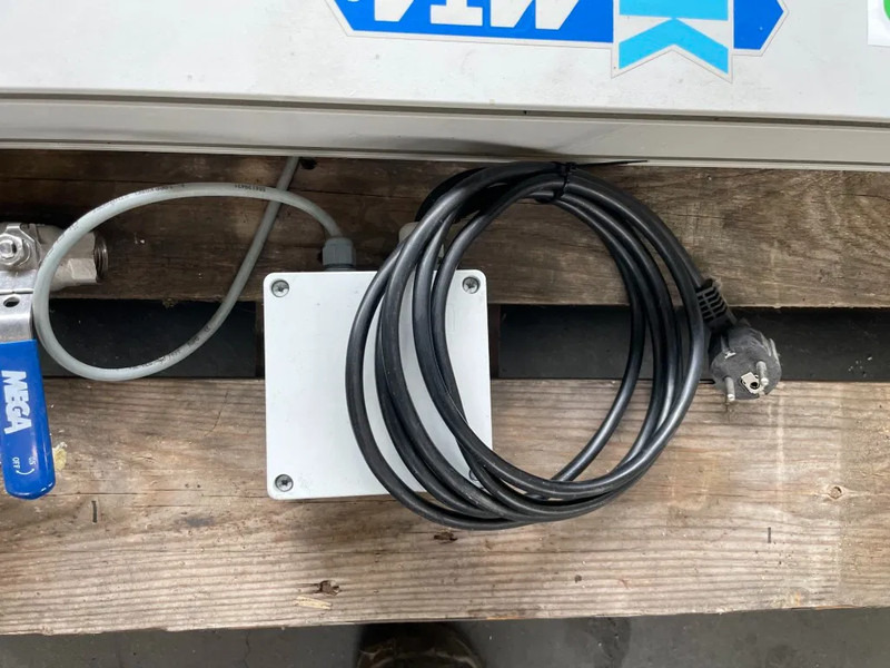 MTA Absorptiedroger NA077 - 750 Lmin 16 Bar - Zračni kompresor: slika MTA Absorptiedroger NA077 - 750 Lmin 16 Bar - Zračni kompresor MTA Absorptiedroger NA077 - 750 Lmin 16 Bar - Zračni kompresor: slika MTA Absorptiedroger NA077 - 750 Lmin 16 Bar - Zračni kompresor