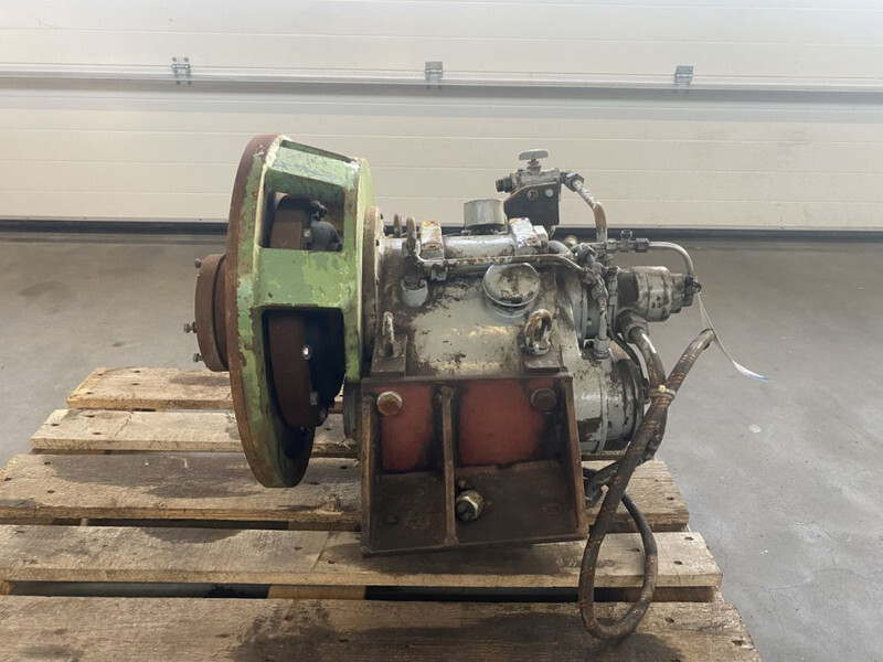 Masson Keerkoppeling 300 PK Ratio 1 : 4 Gearbox Marine - Motor: slika Masson Keerkoppeling 300 PK Ratio 1 : 4 Gearbox Marine - Motor Masson Keerkoppeling 300 PK Ratio 1 : 4 Gearbox Marine - Motor: slika Masson Keerkoppeling 300 PK Ratio 1 : 4 Gearbox Marine - Motor