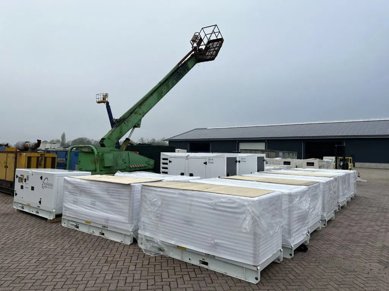 Perkins 1104C-44TAG2 Leroy Somer 110 kVA Silent generatorset LOADSHARING / SYNCHRONISING TO GRID - Generatorski set: slika Perkins 1104C-44TAG2 Leroy Somer 110 kVA Silent generatorset LOADSHARING / SYNCHRONISING TO GRID - Generatorski set Perkins 1104C-44TAG2 Leroy Somer 110 kVA Silent generatorset LOADSHARING / SYNCHRONISING TO GRID - Generatorski set: slika Perkins 1104C-44TAG2 Leroy Somer 110 kVA Silent generatorset LOADSHARING / SYNCHRONISING TO GRID - Generatorski set