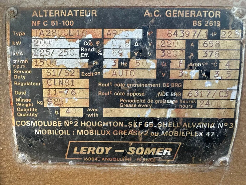 Renault Berliet Leroy Somer 250 kVA noodstroom aggregaat generatorset 148 hours - Generatorski set: slika Renault Berliet Leroy Somer 250 kVA noodstroom aggregaat generatorset 148 hours - Generatorski set Renault Berliet Leroy Somer 250 kVA noodstroom aggregaat generatorset 148 hours - Generatorski set: slika Renault Berliet Leroy Somer 250 kVA noodstroom aggregaat generatorset 148 hours - Generatorski set