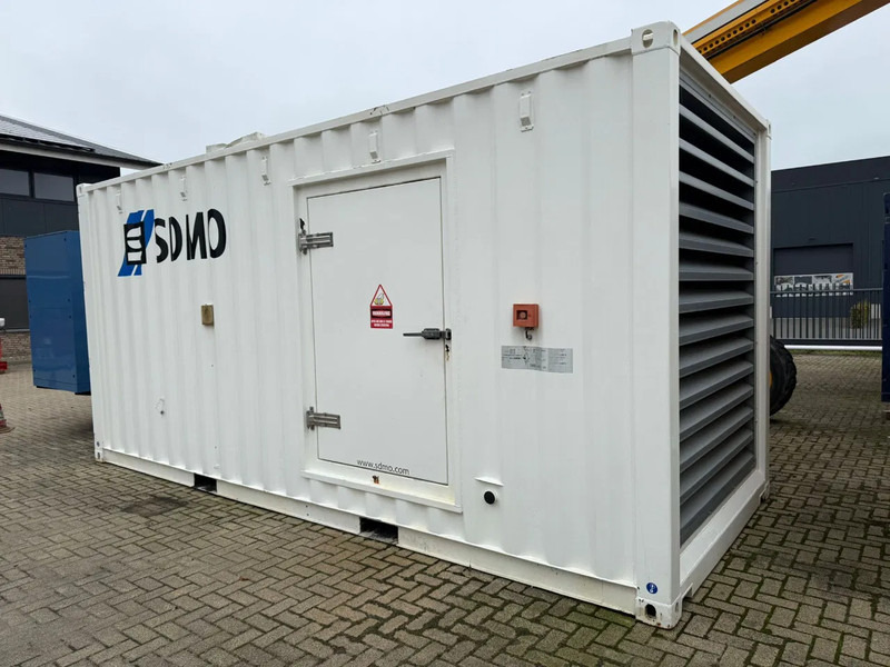 SDMO MTU 12V 2000 Leroy Somer 910 kVA Silent generatorset in 20 ft container - Generatorski set: slika SDMO MTU 12V 2000 Leroy Somer 910 kVA Silent generatorset in 20 ft container - Generatorski set SDMO MTU 12V 2000 Leroy Somer 910 kVA Silent generatorset in 20 ft container - Generatorski set: slika SDMO MTU 12V 2000 Leroy Somer 910 kVA Silent generatorset in 20 ft container - Generatorski set