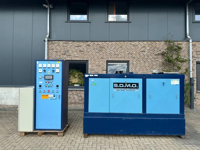 SDMO VM Leroy Somer 30 kVA Silent noodstroom generatorset - Generatorski set: slika SDMO VM Leroy Somer 30 kVA Silent noodstroom generatorset - Generatorski set SDMO VM Leroy Somer 30 kVA Silent noodstroom generatorset - Generatorski set: slika SDMO VM Leroy Somer 30 kVA Silent noodstroom generatorset - Generatorski set