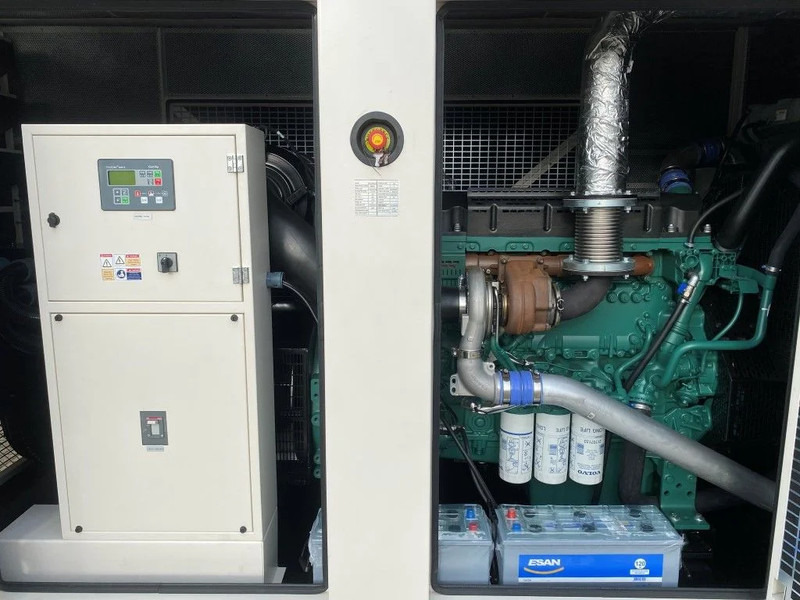 Volvo 330 kVA TAD 1351 GE Silent generatorset NEW ! - Generatorski set: slika Volvo 330 kVA TAD 1351 GE Silent generatorset NEW ! - Generatorski set Volvo 330 kVA TAD 1351 GE Silent generatorset NEW ! - Generatorski set: slika Volvo 330 kVA TAD 1351 GE Silent generatorset NEW ! - Generatorski set