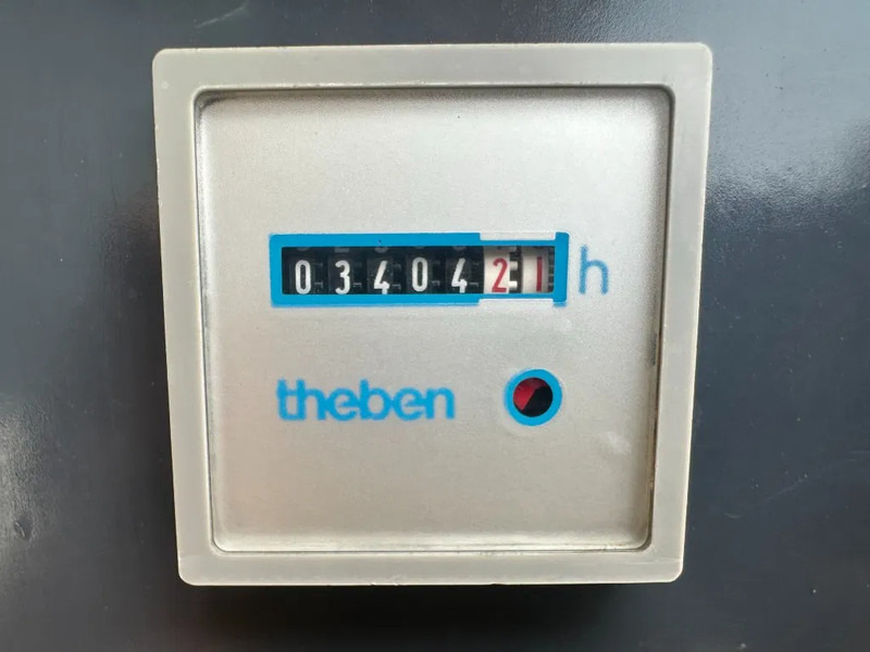 Volvo Penta TD121GG SDMO Leroy Somer 200 kVA noodstroom generatorset - Generatorski set: slika Volvo Penta TD121GG SDMO Leroy Somer 200 kVA noodstroom generatorset - Generatorski set Volvo Penta TD121GG SDMO Leroy Somer 200 kVA noodstroom generatorset - Generatorski set: slika Volvo Penta TD121GG SDMO Leroy Somer 200 kVA noodstroom generatorset - Generatorski set