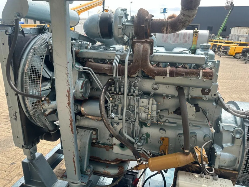 Volvo Penta TD121GG SDMO Leroy Somer 200 kVA noodstroom generatorset - Generatorski set: slika Volvo Penta TD121GG SDMO Leroy Somer 200 kVA noodstroom generatorset - Generatorski set Volvo Penta TD121GG SDMO Leroy Somer 200 kVA noodstroom generatorset - Generatorski set: slika Volvo Penta TD121GG SDMO Leroy Somer 200 kVA noodstroom generatorset - Generatorski set