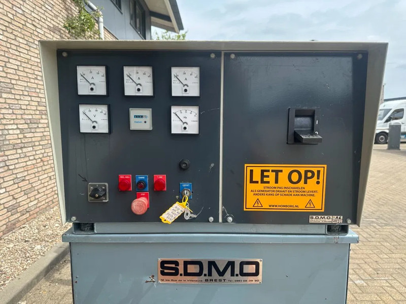 Volvo Penta TD121GG SDMO Leroy Somer 200 kVA noodstroom generatorset - Generatorski set: slika Volvo Penta TD121GG SDMO Leroy Somer 200 kVA noodstroom generatorset - Generatorski set Volvo Penta TD121GG SDMO Leroy Somer 200 kVA noodstroom generatorset - Generatorski set: slika Volvo Penta TD121GG SDMO Leroy Somer 200 kVA noodstroom generatorset - Generatorski set