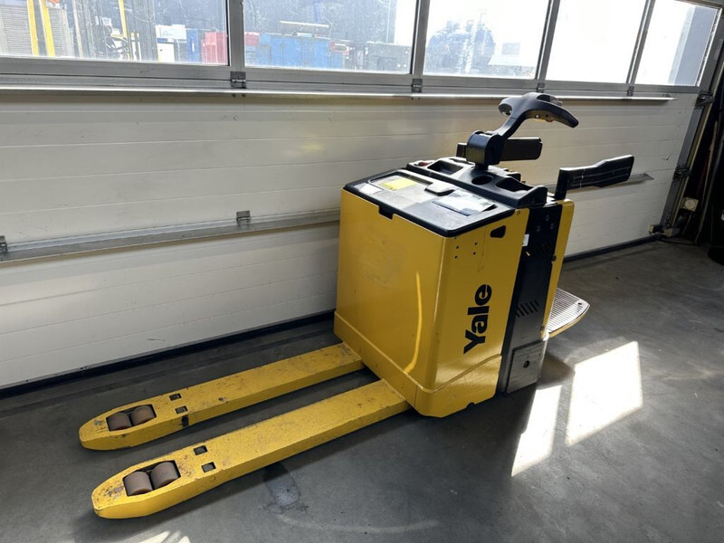 Yale MP 20 X FBW 2 ton Palletwagen Elektra Pallettruck Meerijder - Paletni viličar: slika Yale MP 20 X FBW 2 ton Palletwagen Elektra Pallettruck Meerijder - Paletni viličar Yale MP 20 X FBW 2 ton Palletwagen Elektra Pallettruck Meerijder - Paletni viličar: slika Yale MP 20 X FBW 2 ton Palletwagen Elektra Pallettruck Meerijder - Paletni viličar