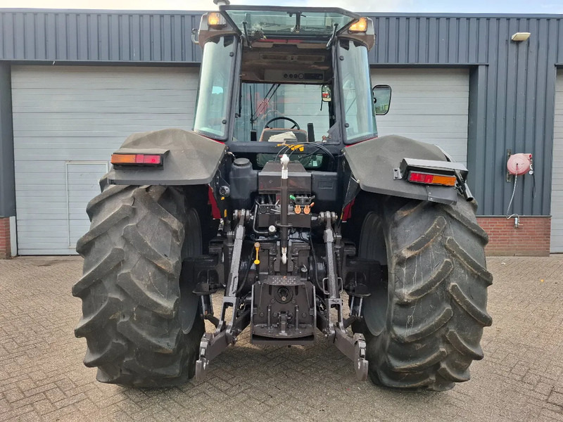 Massey Ferguson 8130 dynashift - Traktor: slika Massey Ferguson 8130 dynashift - Traktor Massey Ferguson 8130 dynashift - Traktor: slika Massey Ferguson 8130 dynashift - Traktor