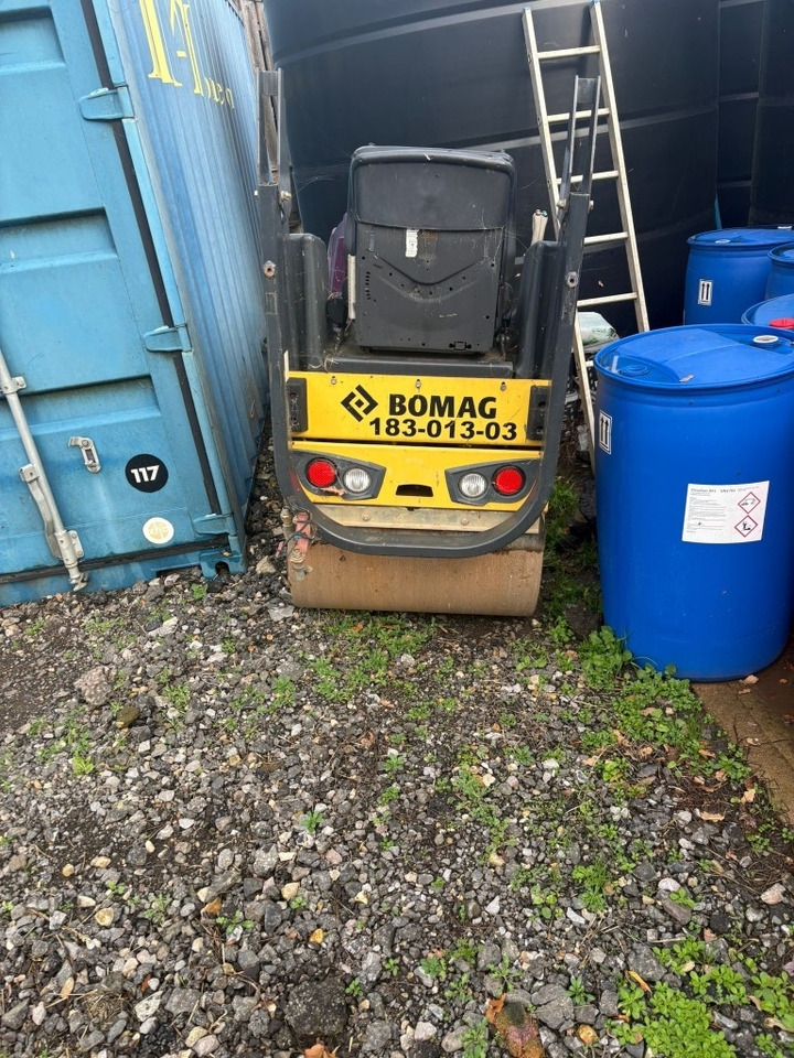 Bomag BW 80 AD-5 - Cestovni valjak: slika Bomag BW 80 AD-5 - Cestovni valjak Bomag BW 80 AD-5 - Cestovni valjak: slika Bomag BW 80 AD-5 - Cestovni valjak