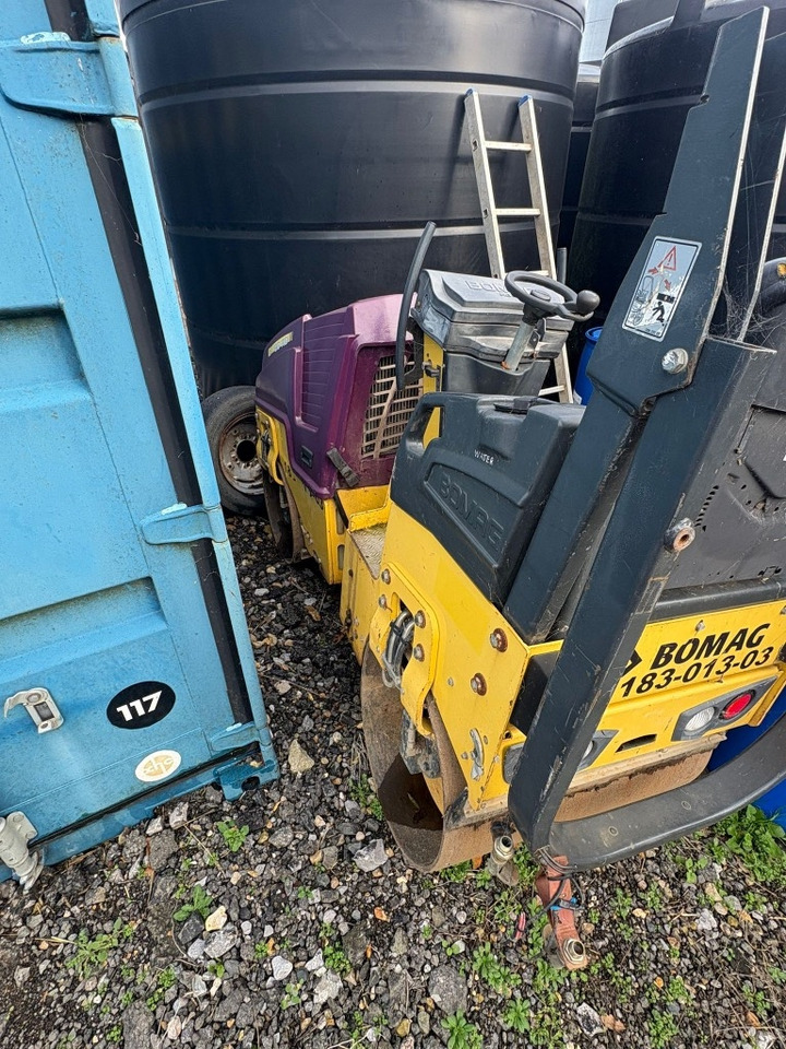 Bomag BW 80 AD-5 - Cestovni valjak: slika Bomag BW 80 AD-5 - Cestovni valjak Bomag BW 80 AD-5 - Cestovni valjak: slika Bomag BW 80 AD-5 - Cestovni valjak