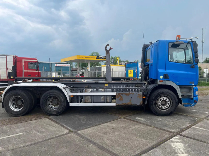 DAF CF FAS CF 85.340 EURO 3 - Transporter kontejnera/ Kamion s izmjenjivim sanducima, Kamion s kranom: slika DAF CF FAS CF 85.340 EURO 3 - Transporter kontejnera/ Kamion s izmjenjivim sanducima, Kamion s kranom DAF CF FAS CF 85.340 EURO 3 - Transporter kontejnera/ Kamion s izmjenjivim sanducima, Kamion s kranom: slika DAF CF FAS CF 85.340 EURO 3 - Transporter kontejnera/ Kamion s izmjenjivim sanducima, Kamion s kranom
