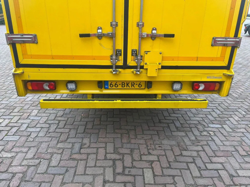 Kamion sandučar DAF LF 210 FA 12 TN: slika Kamion sandučar DAF LF 210 FA 12 TN