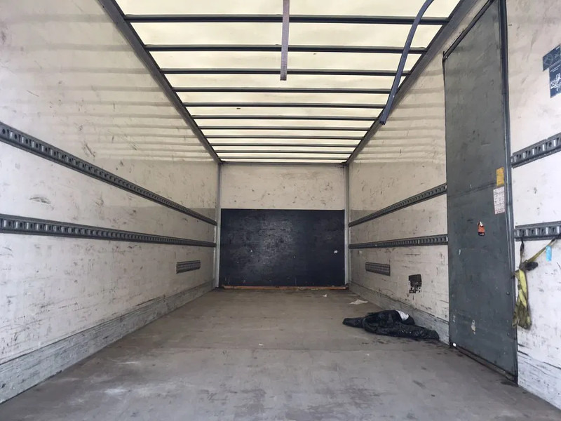 Kamion sandučar DAF LF 45 12.220 EURO 5 EEV: slika Kamion sandučar DAF LF 45 12.220 EURO 5 EEV