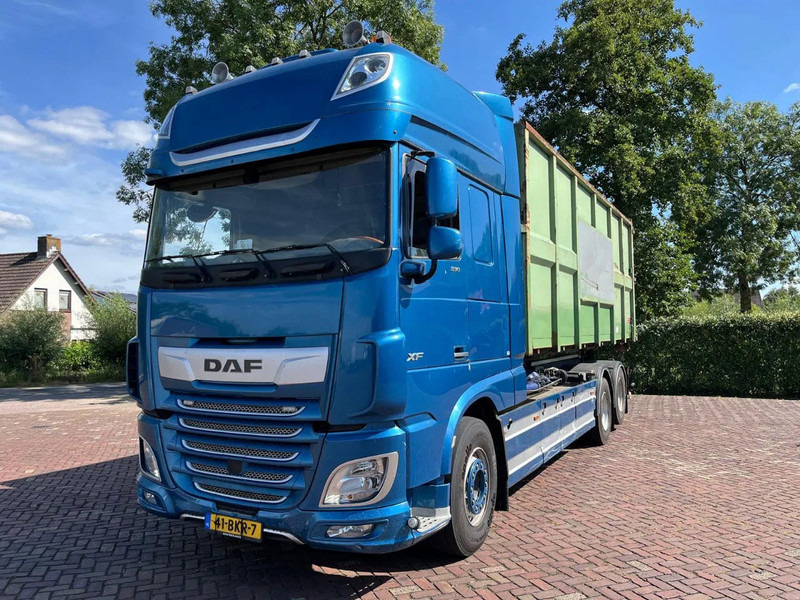 DAF XF 530 FAS - Kamion s kabelskim sustavom: slika DAF XF 530 FAS - Kamion s kabelskim sustavom DAF XF 530 FAS - Kamion s kabelskim sustavom: slika DAF XF 530 FAS - Kamion s kabelskim sustavom