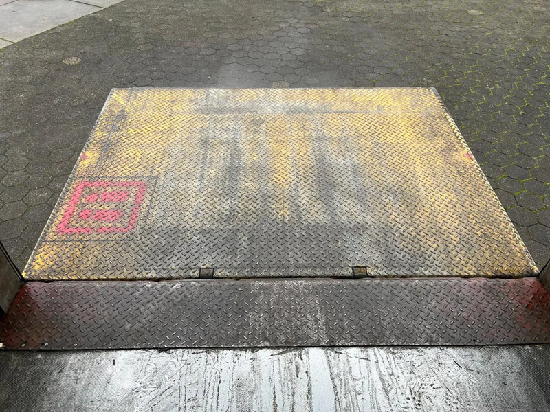 Poluprikolica sa zatvorenim sandukom Groenewegen DRO-15-27 B: slika Poluprikolica sa zatvorenim sandukom Groenewegen DRO-15-27 B Poluprikolica sa zatvorenim sandukom Groenewegen DRO-15-27 B: slika Poluprikolica sa zatvorenim sandukom Groenewegen DRO-15-27 B