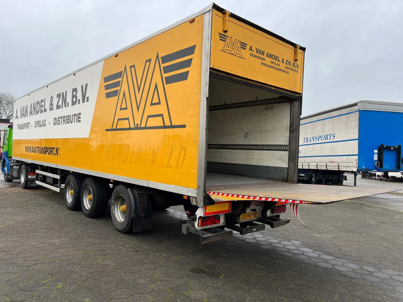 Poluprikolica sa zatvorenim sandukom Groenewegen DRO-15-27 B: slika Poluprikolica sa zatvorenim sandukom Groenewegen DRO-15-27 B Poluprikolica sa zatvorenim sandukom Groenewegen DRO-15-27 B: slika Poluprikolica sa zatvorenim sandukom Groenewegen DRO-15-27 B